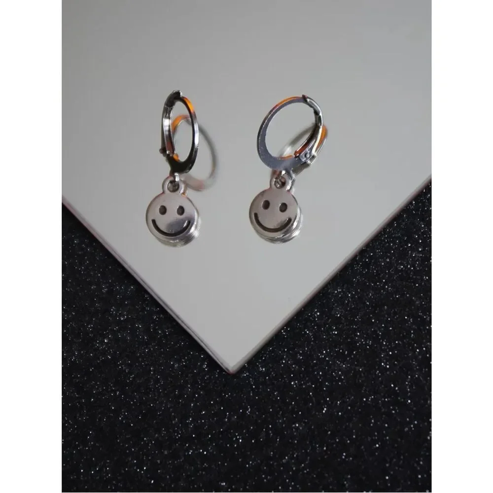 Smiley Face Hoop Earrings S1368